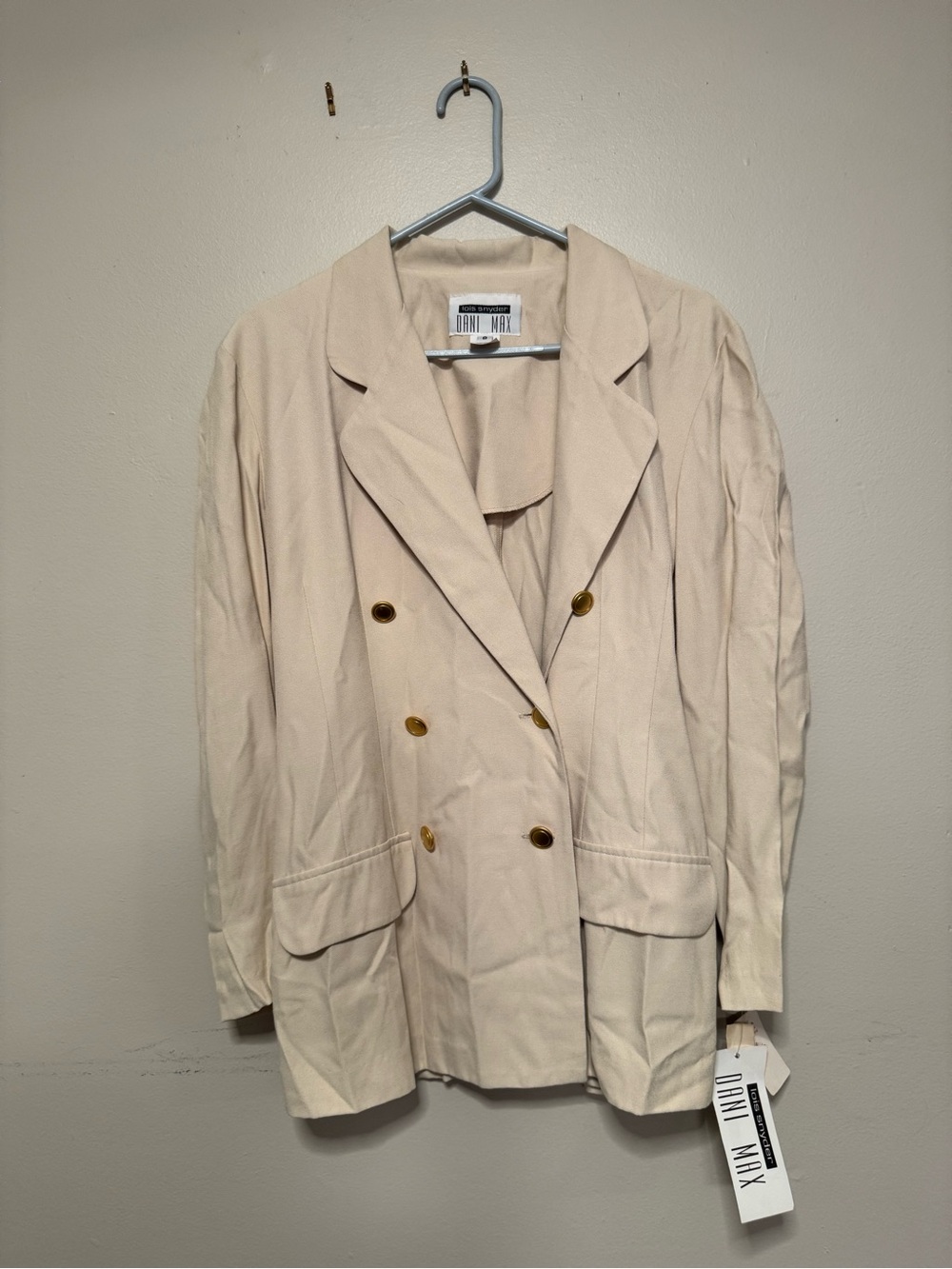 VINTAGE Lord and Taylor Dani Max-Lois Snyder Double-Breasted Cream Blazer